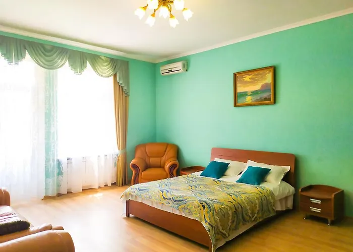 Apartment On Independence Square