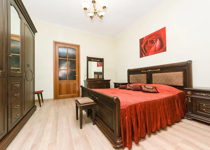 Apartment On Independence Square